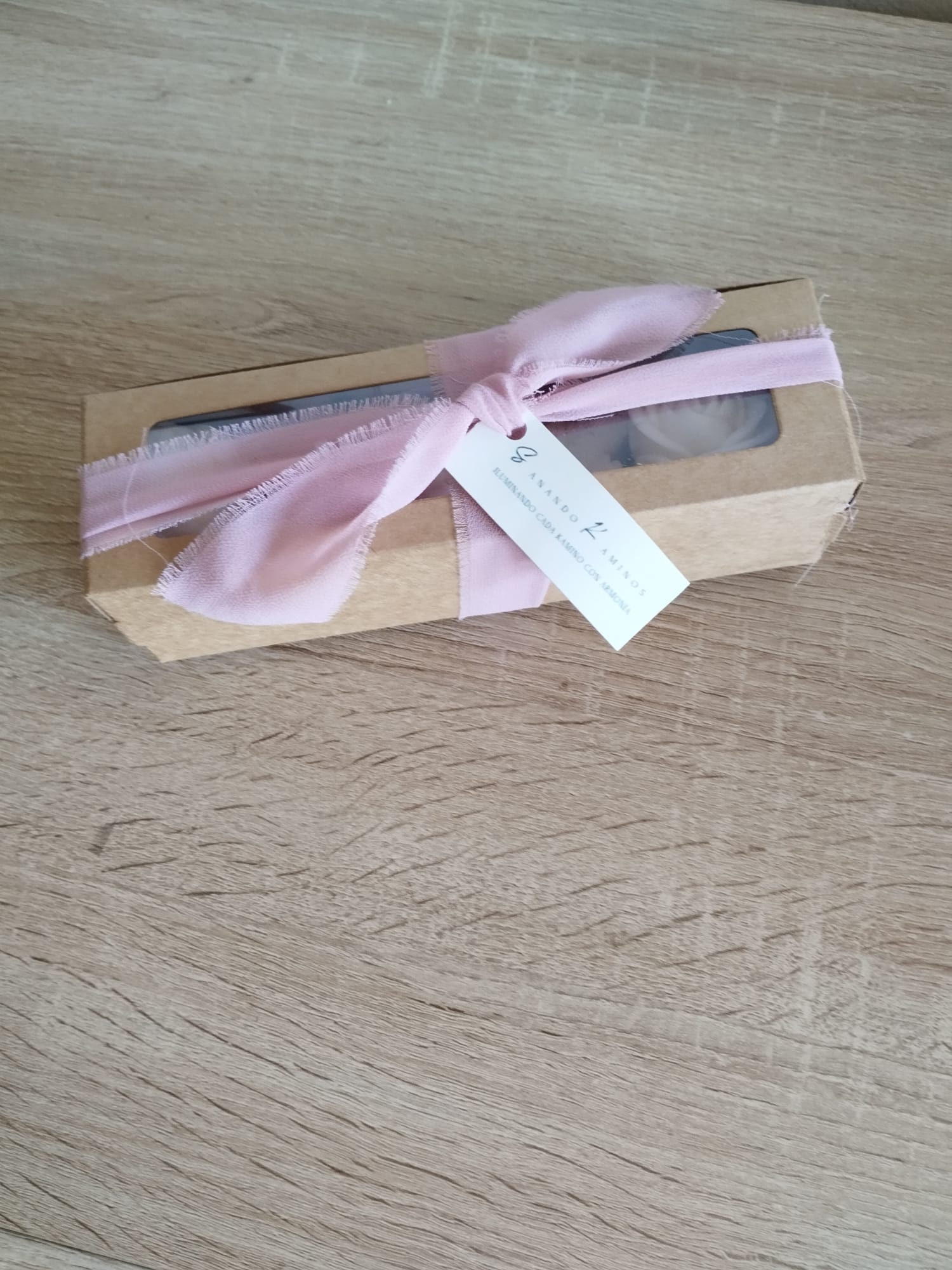 Caja Rosas: Jardín de Amor